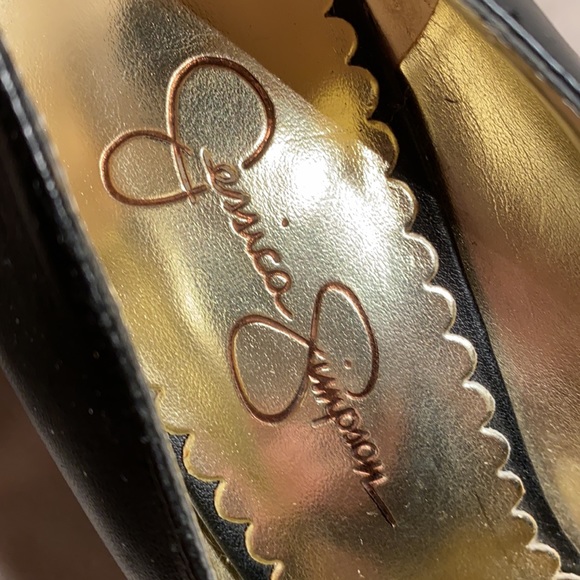 Black Jessica Simpson Heels - Picture 2 of 7